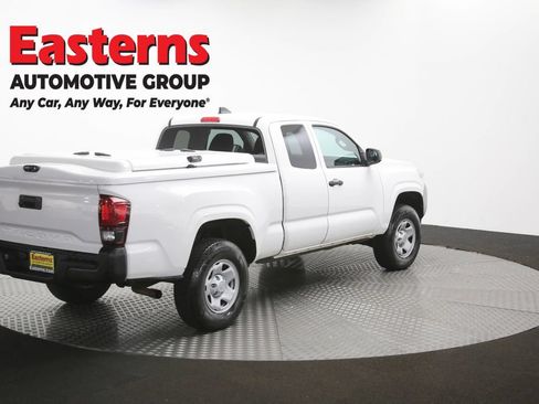 Used 2020 Toyota Tacoma SR RWD image 40