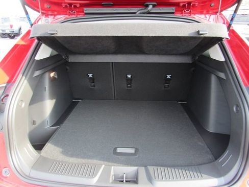 New 2026 Chevrolet Trax LT image 7