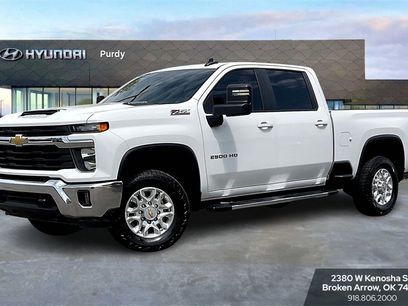 Used 2024 Chevrolet Silverado 2500 LT