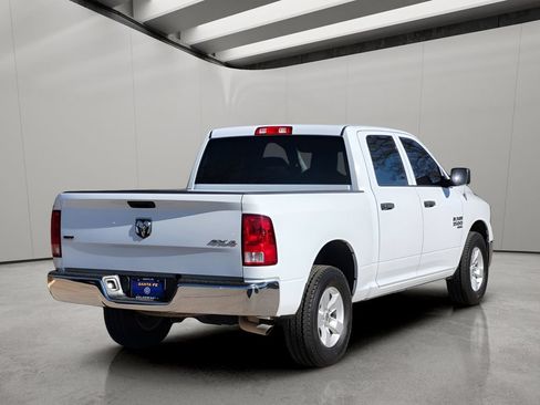 Used 2023 RAM 1500 Classic SLT w/ Electronics Group AWD/4WD image 3