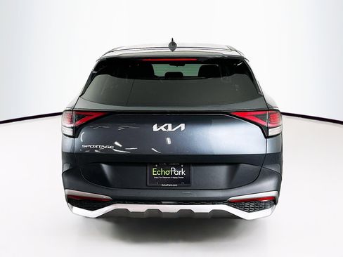 Used 2025 Kia Sportage LX image 7