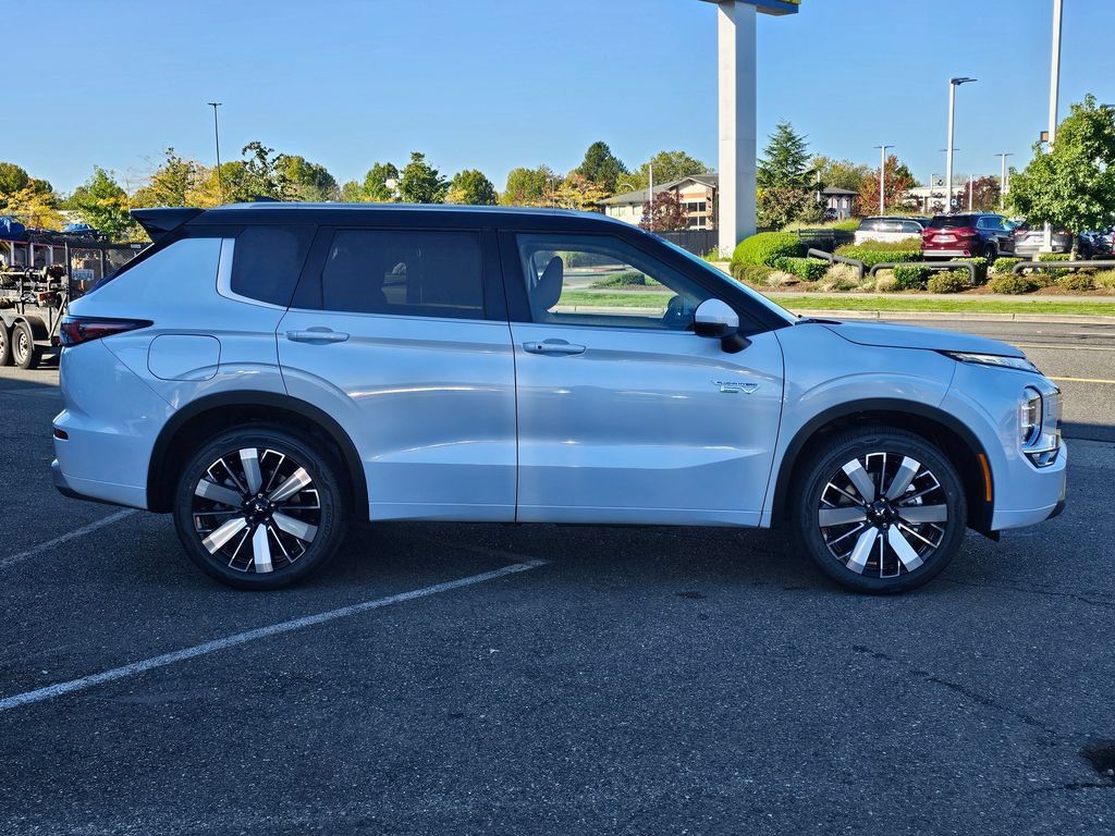 New 2026 Mitsubishi Outlander SEL AWD/4WD image 4