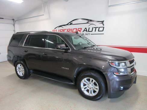 Used 2018 Chevrolet Tahoe LT w/ Luxury Package AWD/4WD image 7