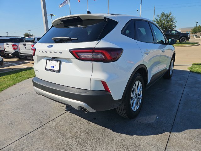 Used 2025 Ford Escape Active FWD image 4
