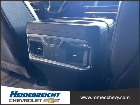 Certified 2022 Chevrolet Silverado 1500 LTZ w/ Technology Package AWD/4WD image 17