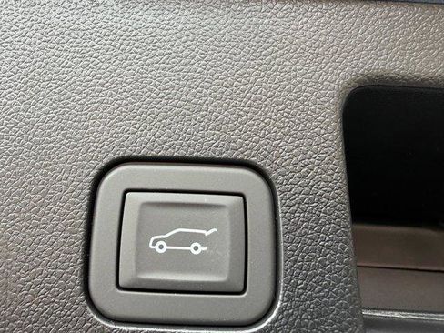 Used 2026 GMC Terrain Denali AWD/4WD image 18