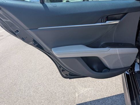 Used 2021 Toyota Camry XSE FWD image 25