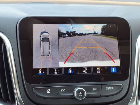 Used 2024 Chevrolet Equinox LT AWD/4WD image 10