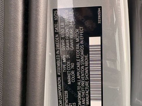 New 2026 Volvo XC90 B6 Plus w/ Protection Package Premier AWD/4WD image 21