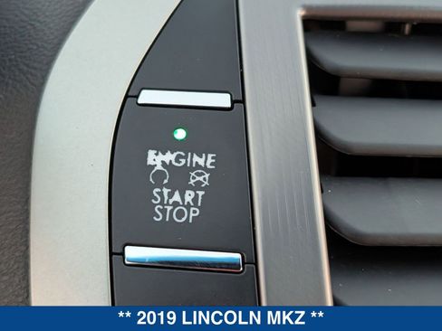 Used 2019 Lincoln MKZ Premiere image 30