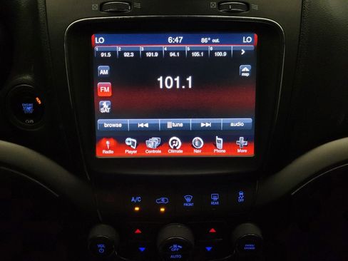 Used 2020 Dodge Journey Crossroad w/ Popular Equipment Group FWD image 25