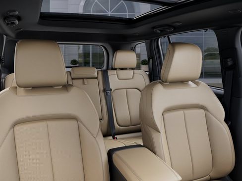 New 2025 Jeep Grand Cherokee Limited w/ Luxury Tech Group II AWD/4WD image 27