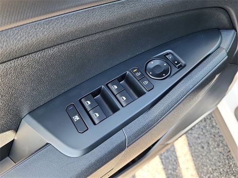 New 2026 Kia Sportage LX w/ LX Convenience Package image 11