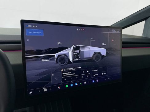 Used 2024 Tesla Cybertruck AWD Crew Cab image 11