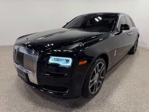 Used 2017 Rolls-Royce Ghost RWD image 5
