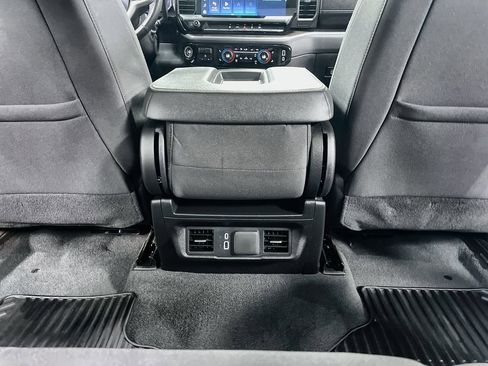 Used 2025 Chevrolet Silverado 2500 LT w/ Convenience Package AWD/4WD image 23