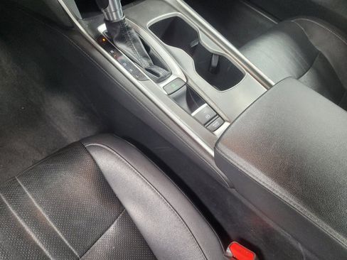 Used 2019 Honda Accord EX-L image 26