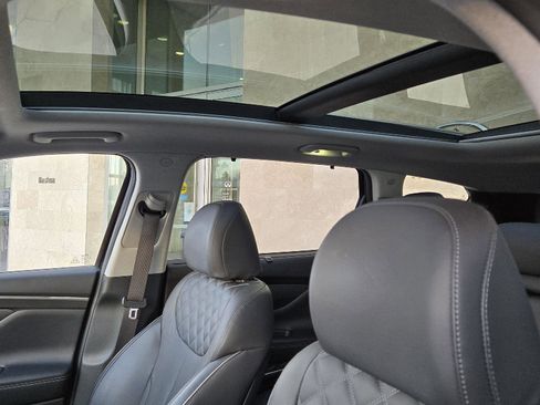 Used 2022 Hyundai Santa Fe Limited w/ Cargo Package image 11