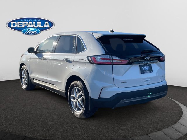 Used 2024 Ford Edge SEL w/ Convenience Package AWD/4WD image 4