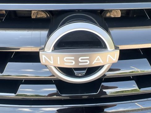 Certified 2023 Nissan Armada SL w/ Midnight Edition Package AWD/4WD image 33