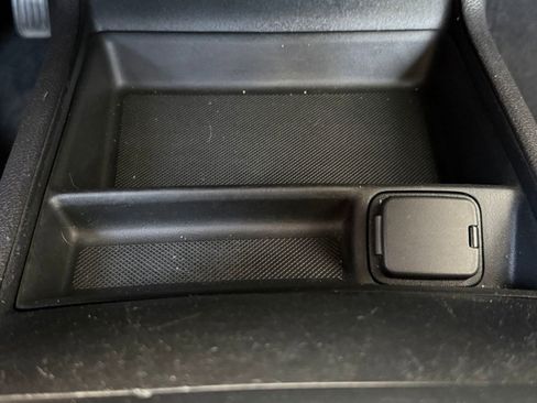 Used 2014 Ford Fusion SE w/ Equipment Group 202A image 28