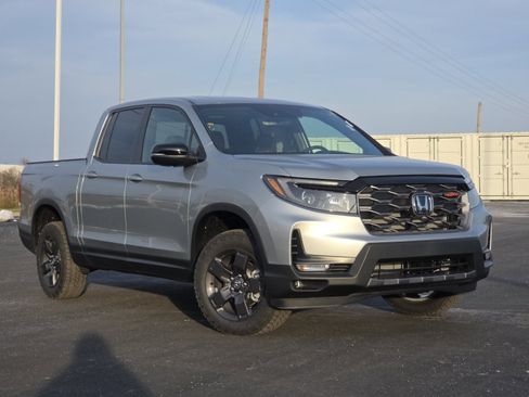 New 2026 Honda Ridgeline TrailSport image 2