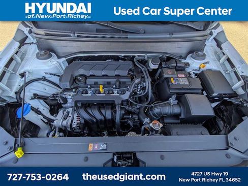 Certified 2023 Hyundai Venue Limited w/ Cargo Package image 13