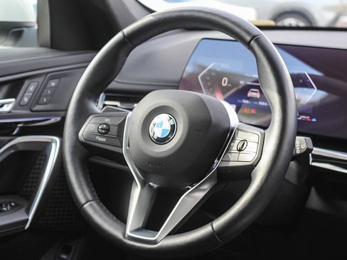 Certified 2025 BMW X1 xDrive28i w/ Convenience Package image 15