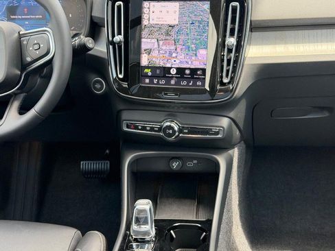 New 2026 Volvo XC40 B5 Plus w/ Protection Package Premier AWD/4WD image 8