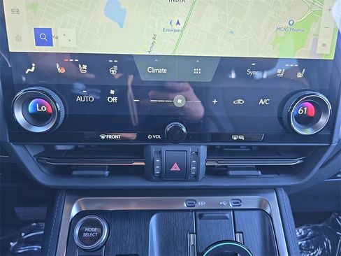 Used 2025 Lexus GX 550 image 28