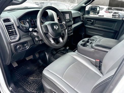 Used 2021 RAM 2500 Tradesman w/ Chrome Appearance Group image 24