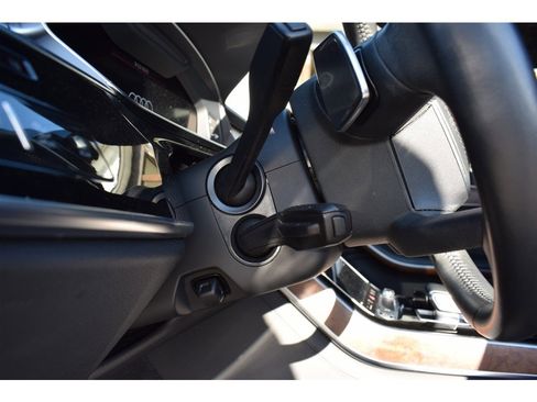 Used 2021 Audi A8 L 4.0T w/ Executive Plus Package image 31