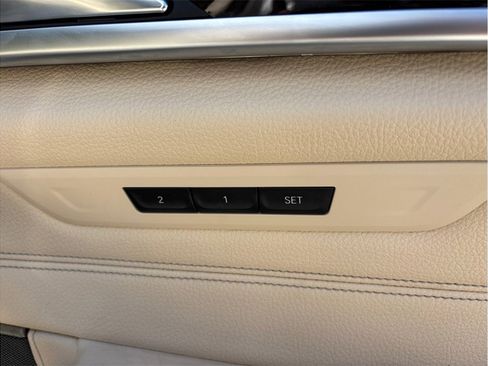 Used 2017 BMW 530i xDrive AWD/4WD image 47