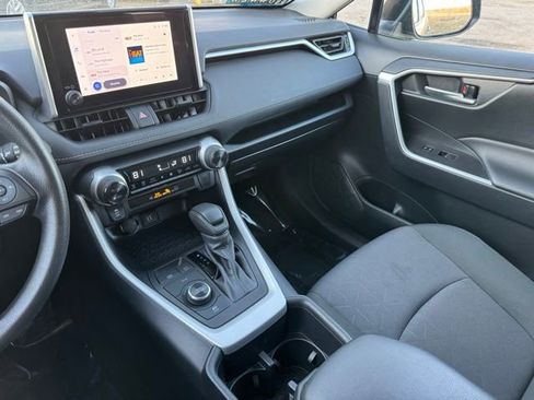 Certified 2025 Toyota RAV4 XLE image 17