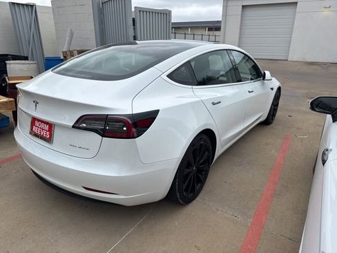 Used 2020 Tesla Model 3 Long Range image 2