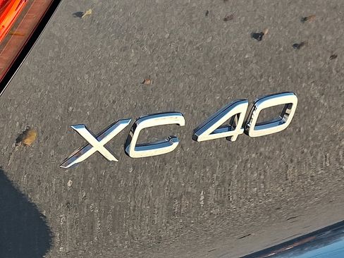New 2026 Volvo XC40 B5 Ultra w/ Protection Package Premier image 14