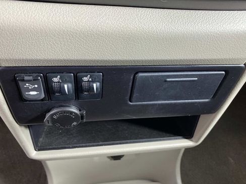 Used 2017 Toyota Sienna XLE w/ XLE Navigation Package AWD/4WD image 22