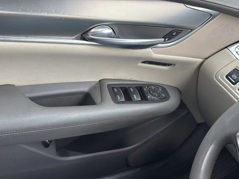 Used 2017 Cadillac XT5 Luxury w/ LPO, Wheel Lock Package image 21