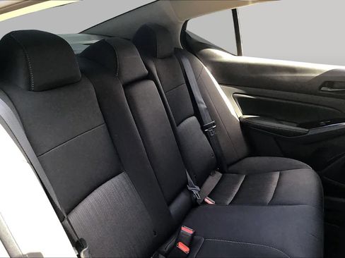 Certified 2023 Nissan Altima 2.5 SV FWD image 19