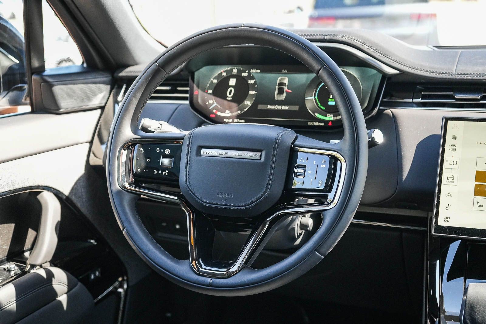 New 2026 Land Rover Range Rover Sport Dynamic SE AWD/4WD image 14