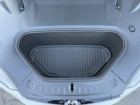 Used 2021 Tesla Model S Plaid image 6