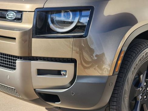 Used 2026 Land Rover Defender 110 S image 5