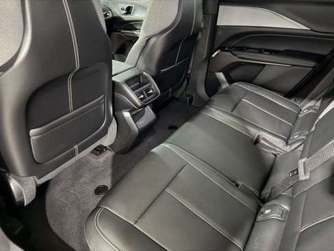 Certified 2024 Cadillac Lyriq Tech AWD/4WD image 38