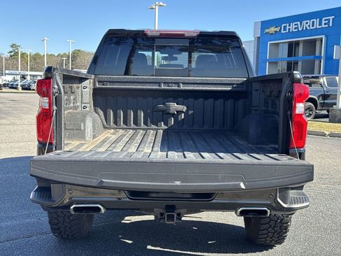 Used 2020 Chevrolet Silverado 1500 LT Trail Boss image 31