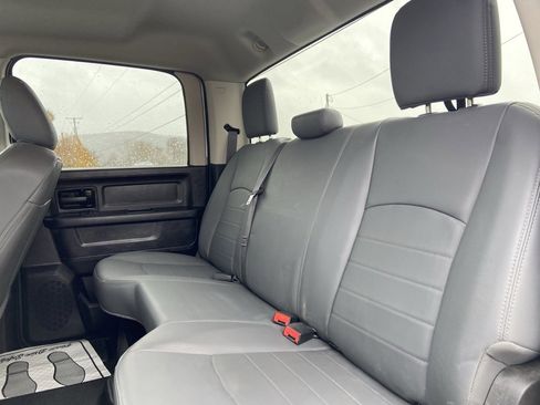 Used 2020 RAM 1500 Tradesman w/ Chrome Appearance Group image 21