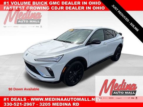 Used 2025 Buick Envista Sport Touring FWD image 1