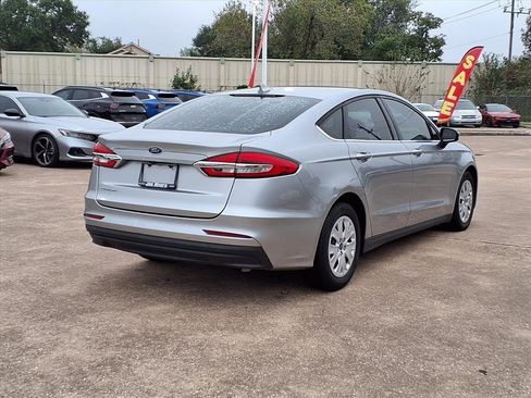 Used 2020 Ford Fusion S image 4