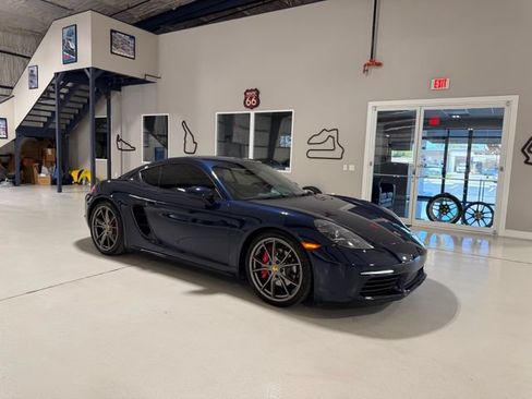 Used 2017 Porsche 718 Cayman S RWD image 48