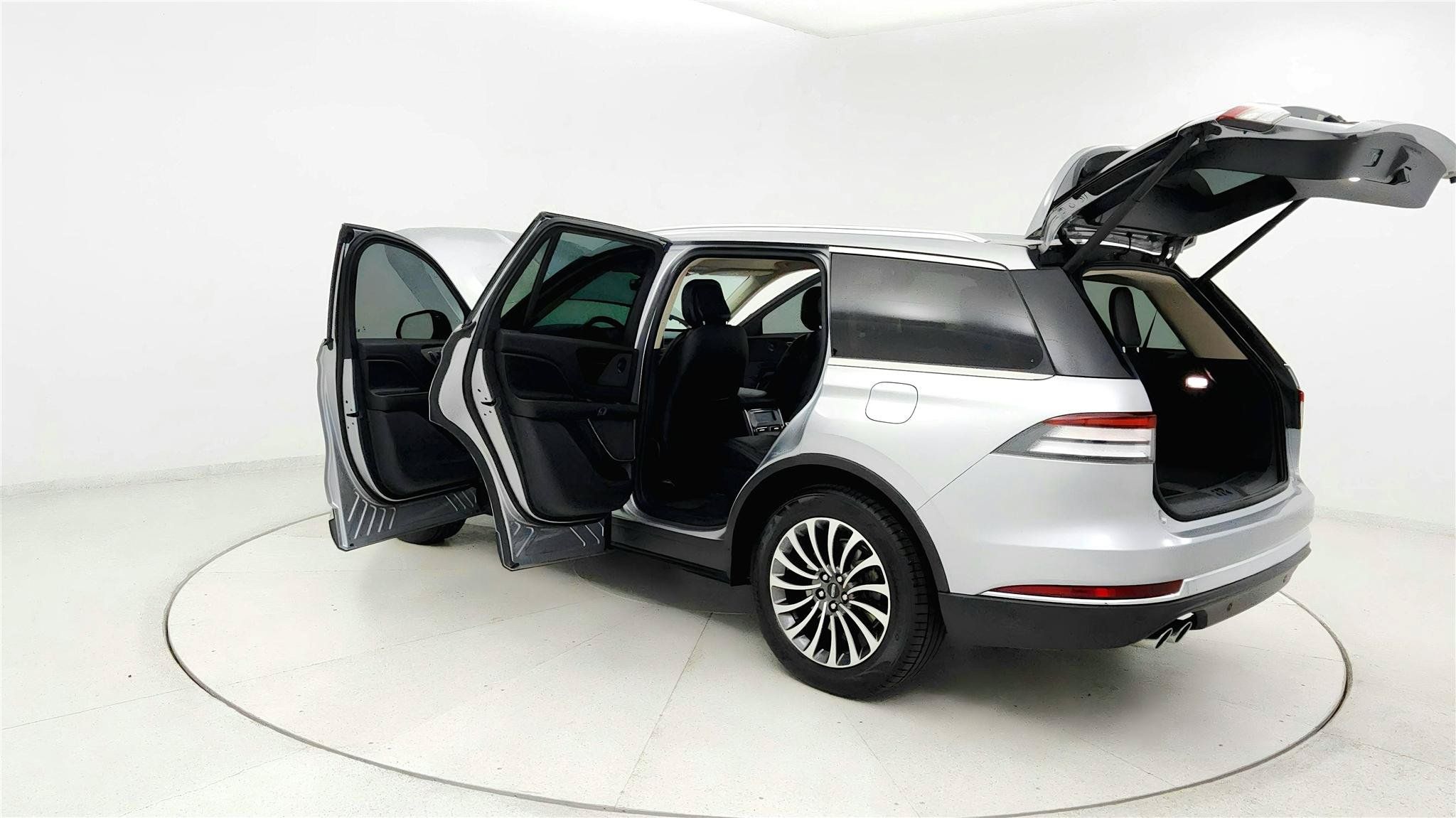 Used 2020 Lincoln Aviator Reserve w/ Elements Package Plus AWD/4WD image 10