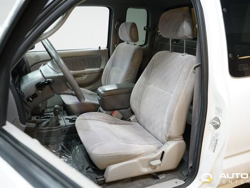 Used 2004 Toyota Tacoma 4x4 Xtracab V6 image 18